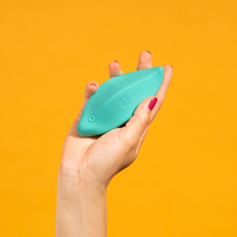 Wave Vibrator Clitoral Stimulator Ergonomic Shape Aqua Green
